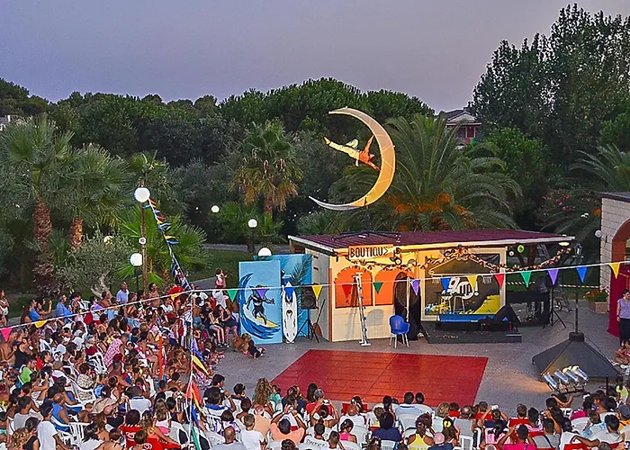 Akiris Bilo Nova Siri Marina